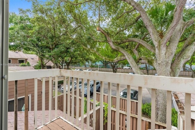 Building Photo - 7144 Sportsman Dr