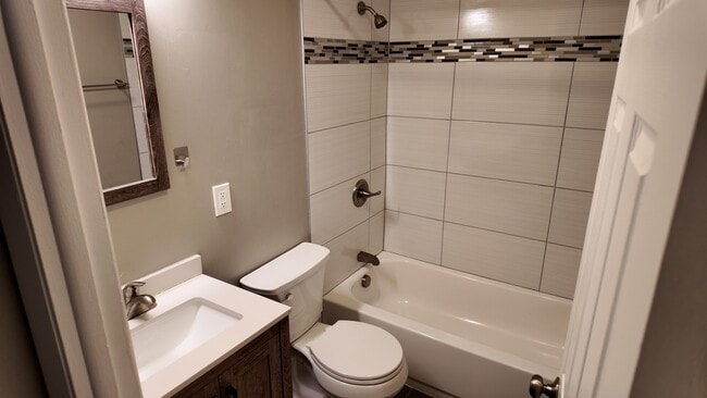 Building Photo - Fresh, Two-Story OTR Duplex with Downtown Views – Renovated 3BR/2BA, In-Unit Laundry