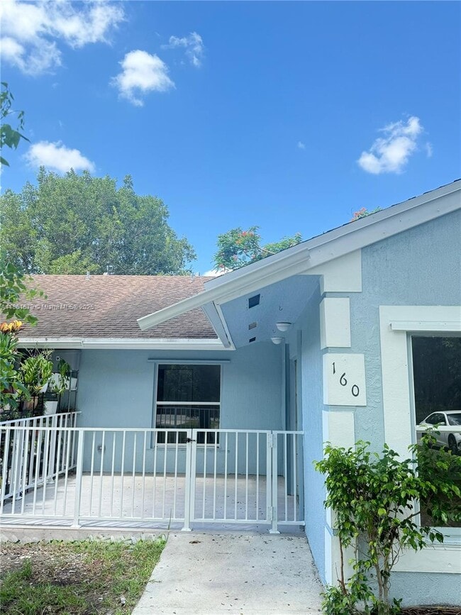 Primary Photo - 160 SW 8th Ave