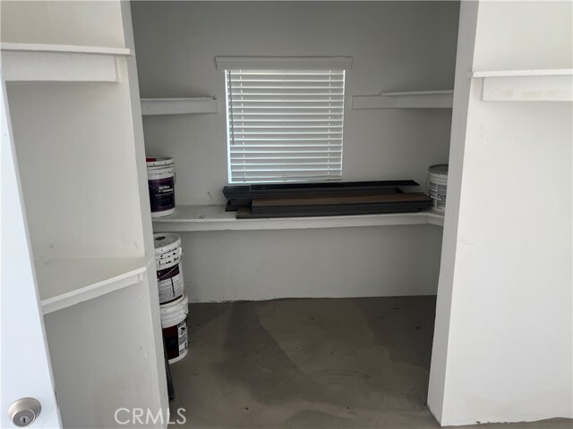 Building Photo - 9335 Chimney Rock Ln
