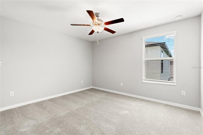 Building Photo - 10217 Summer Kiss Ave