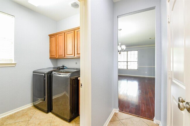 Building Photo - 1106 Windsor Chase Ln