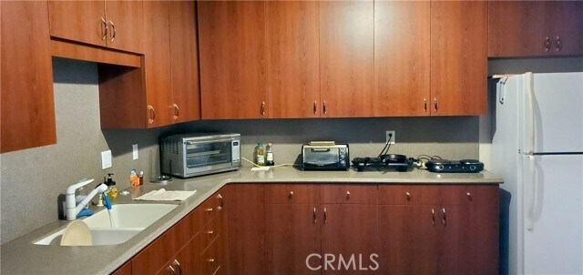 Building Photo - 4415 Woods Ln