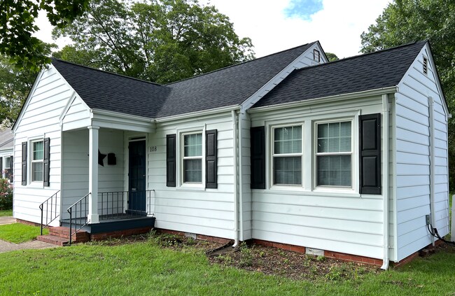 front of house - 108 E Union St