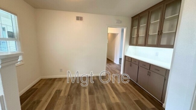 Building Photo - 6677 Mt Whitney Ave