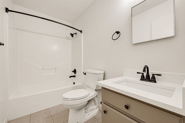 Building Photo - 4826 Gypsy Forest Dr