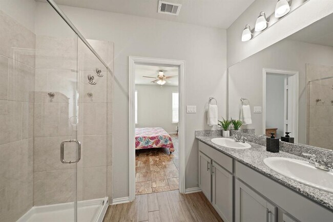 Building Photo - 7410 Arabian Moon Trail
