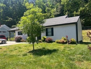 Building Photo - 119 Hogan Rd