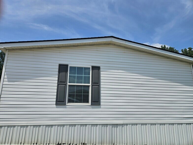 Building Photo - 89 Lynnwood Cir