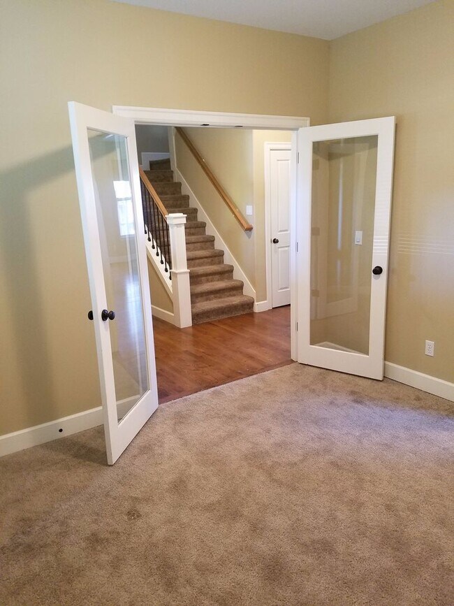 Building Photo - Great Home in SW Bend