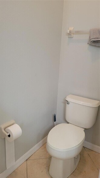 Building Photo - 421 Holly Fern Trl