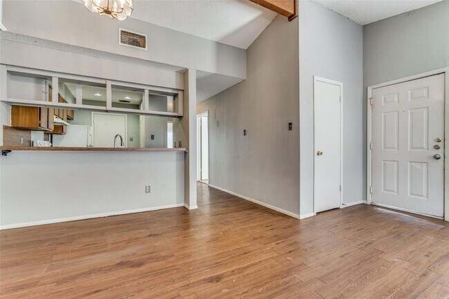 Building Photo - 5303 Indio Cove