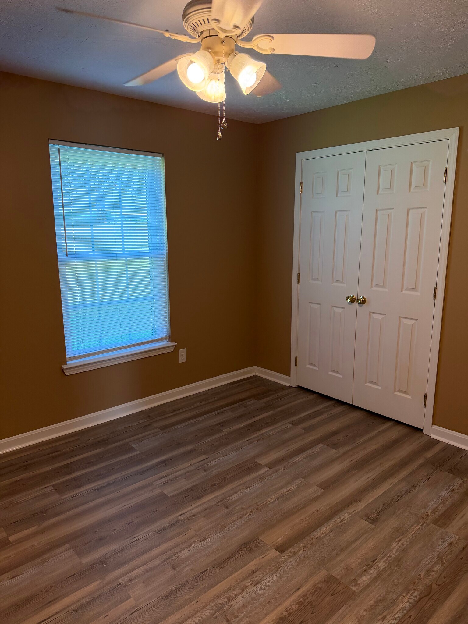 bedroom#2 - 231 Highland Blvd