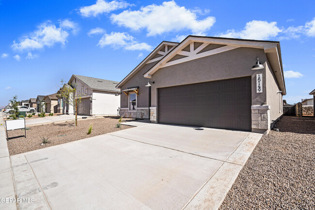 Building Photo - 15149 Ambition Ave