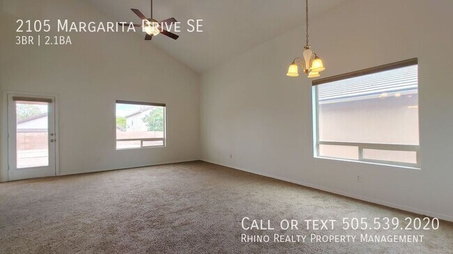 Building Photo - 2105 Margarita Dr SE