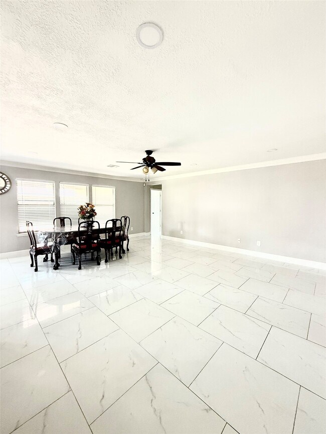 Building Photo - 18603 Morgans Forest Ln
