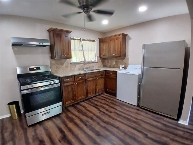 Building Photo - 2557 Talco Dr