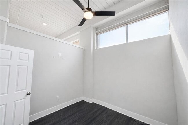 Building Photo - 161 Mangum St SW