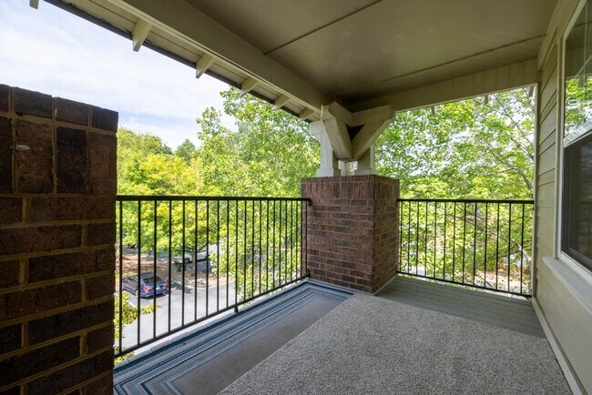 Building Photo - 2 Bedroom at the Woodlands Available NOW