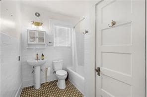 Building Photo - 1112 Dauphin St