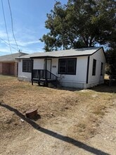 Building Photo - 517 S 54th St