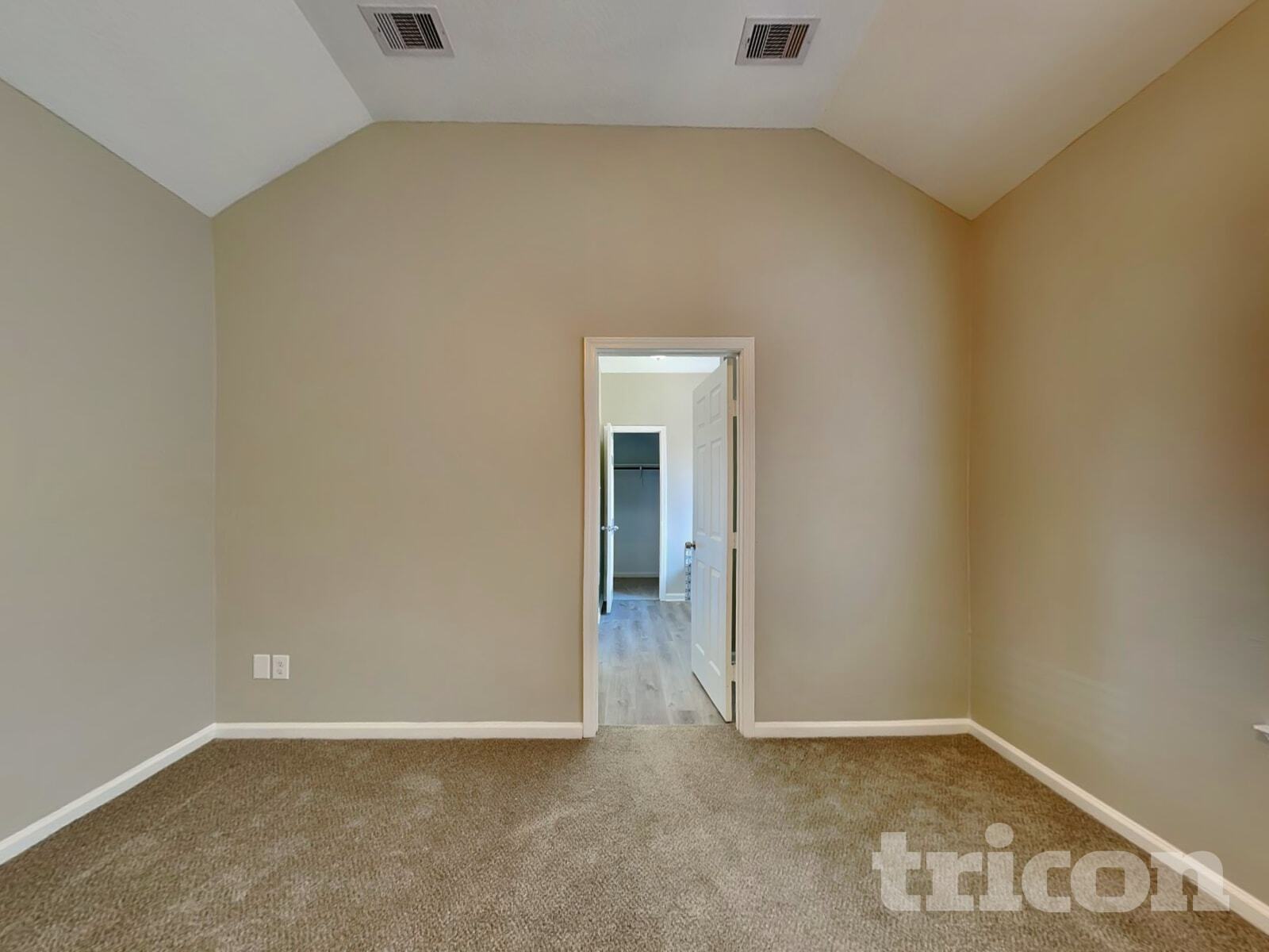 Building Photo - 5703 Straight Way