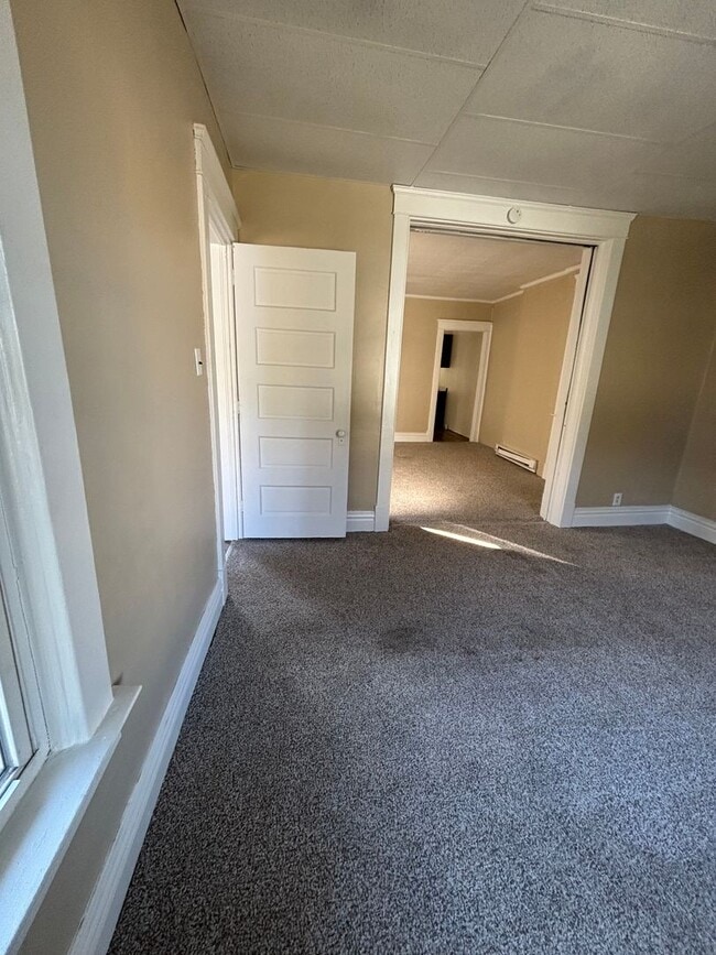 Building Photo - One Level Living