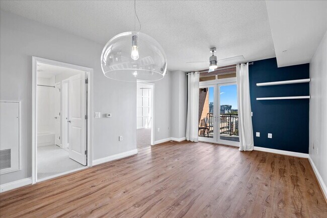 Building Photo - Stunning 9th-Floor Retreat at The Mercer