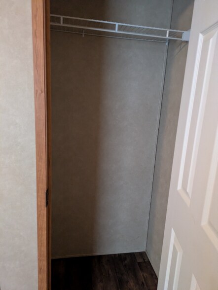 Building Photo - 1754 W Springville Rd