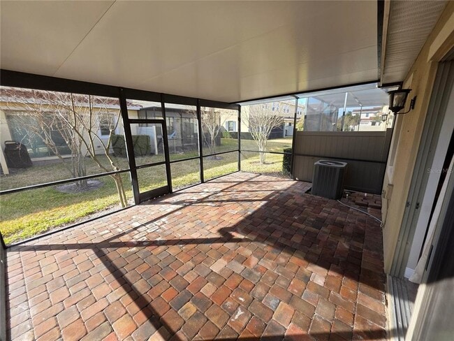 Building Photo - 14039 Helsby St