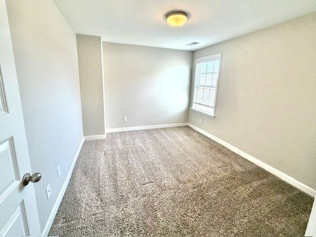 Building Photo - Now Leasing in Southaven @ Rasco Farms- 4-Bedroom 2.5 Bath Home-Availalbe Now!