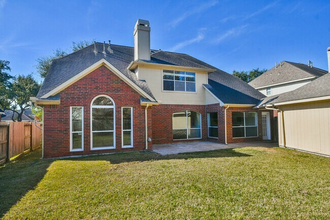 Building Photo - 4323 Magnolia Ln