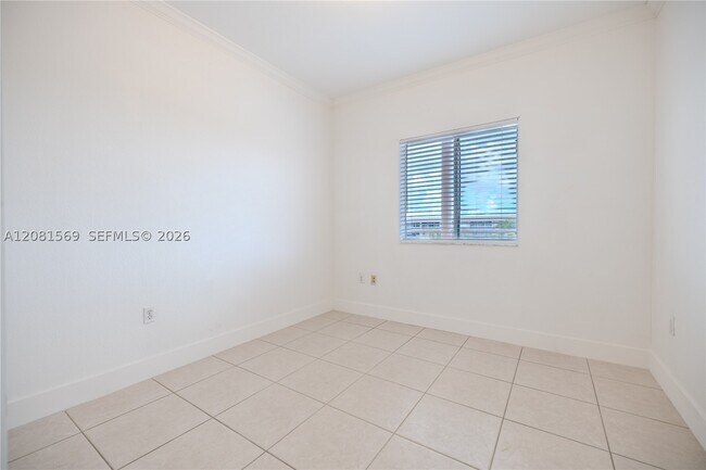 Building Photo - 17350 NW 67th Ave
