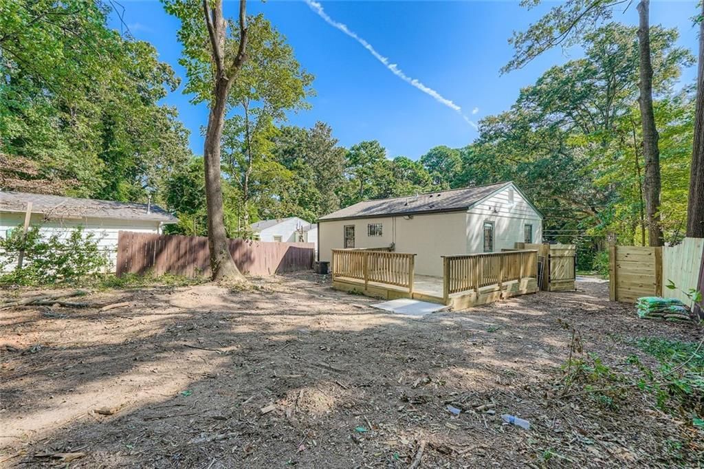 Building Photo - 3099 Delowe Dr