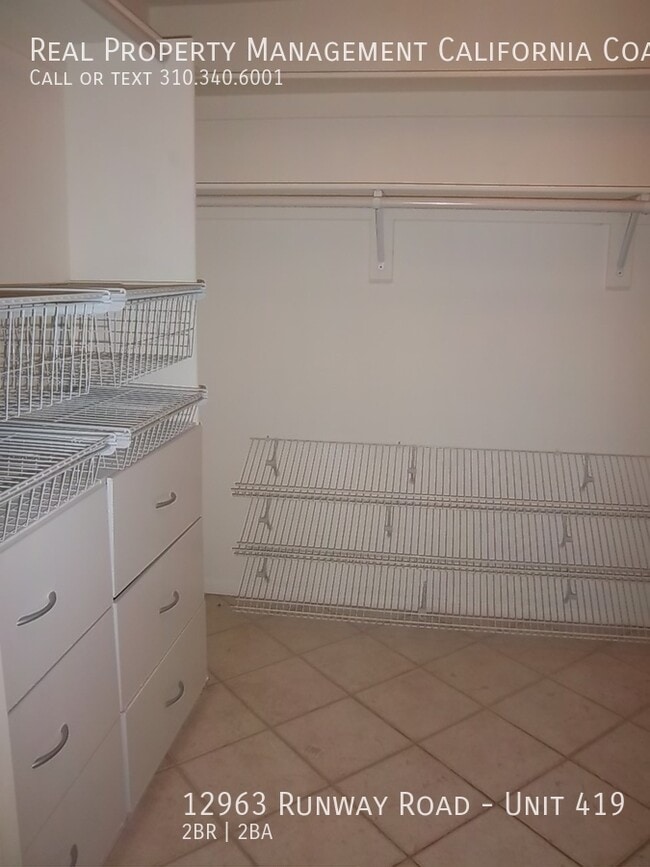 Building Photo - 12963 W Runway Rd