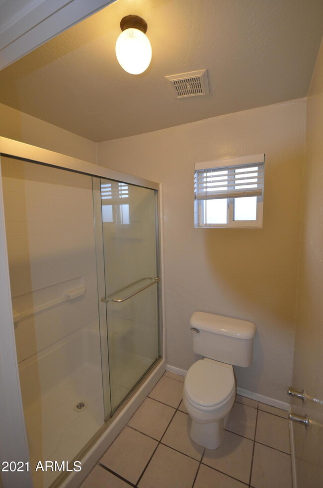 Building Photo - 2107 W El Alba Way