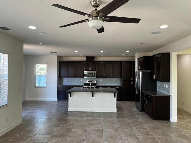 Building Photo - Executive 2828 Sqft. Rocklin 5 Bedroom, 4 ...