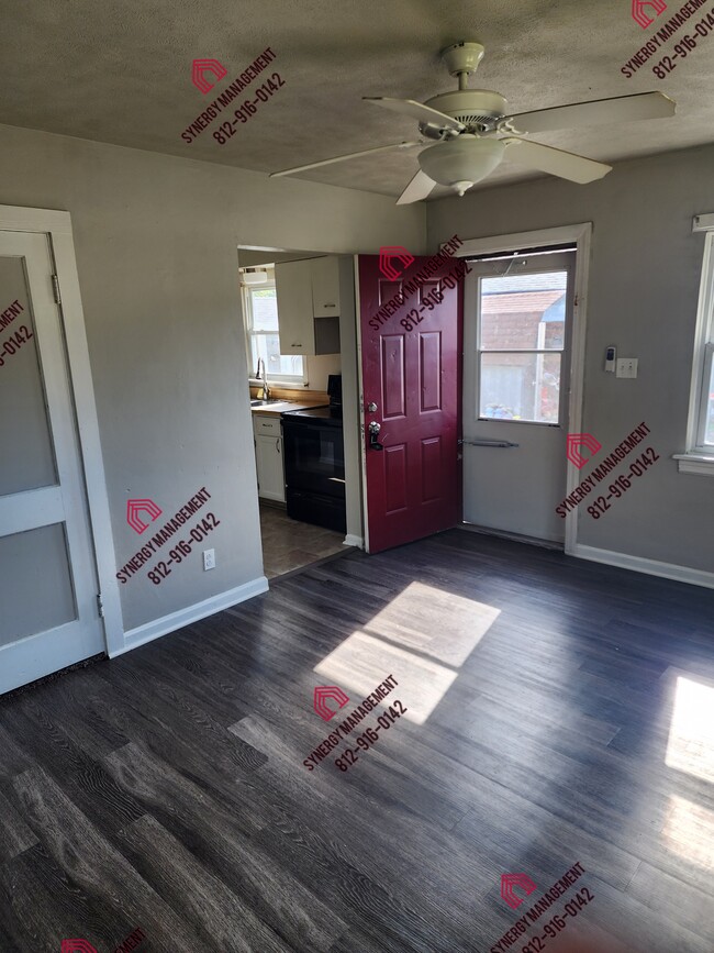 Building Photo - 2051 Covert Ave