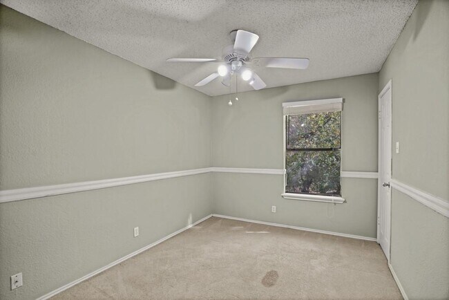 Building Photo - 9203 Kempler Dr