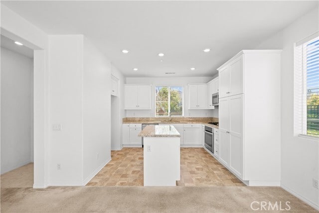 Building Photo - 16402 Traverse Wy