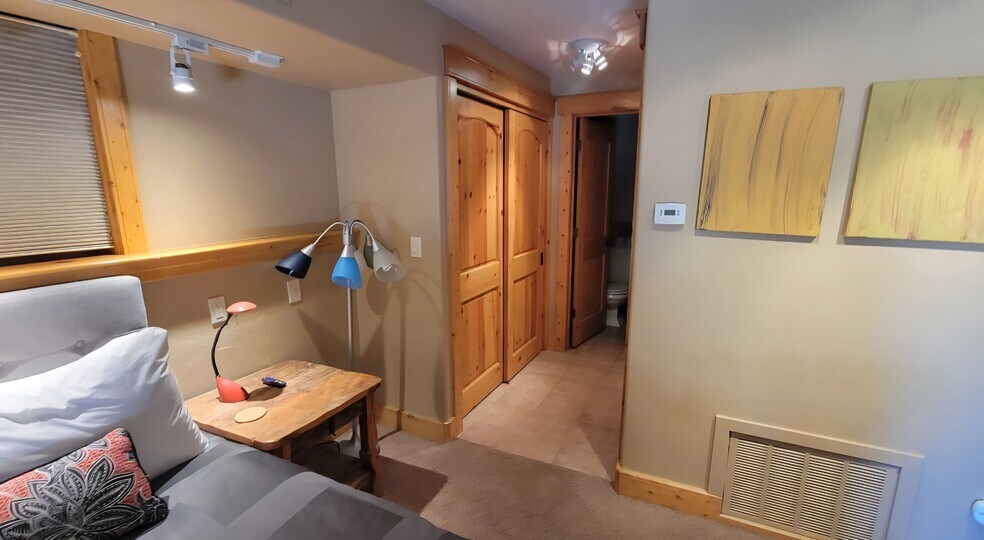 Building Photo - 145 Gold Run Cir