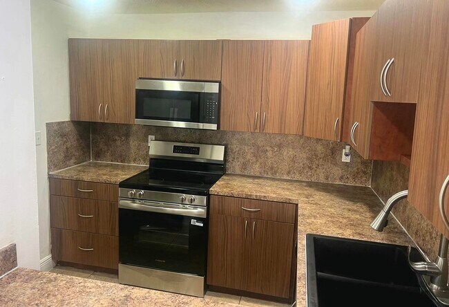 Building Photo - 7000 NW 186th St