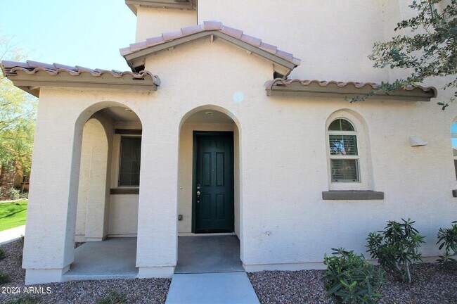 Building Photo - 3173 S Magnolia Ln