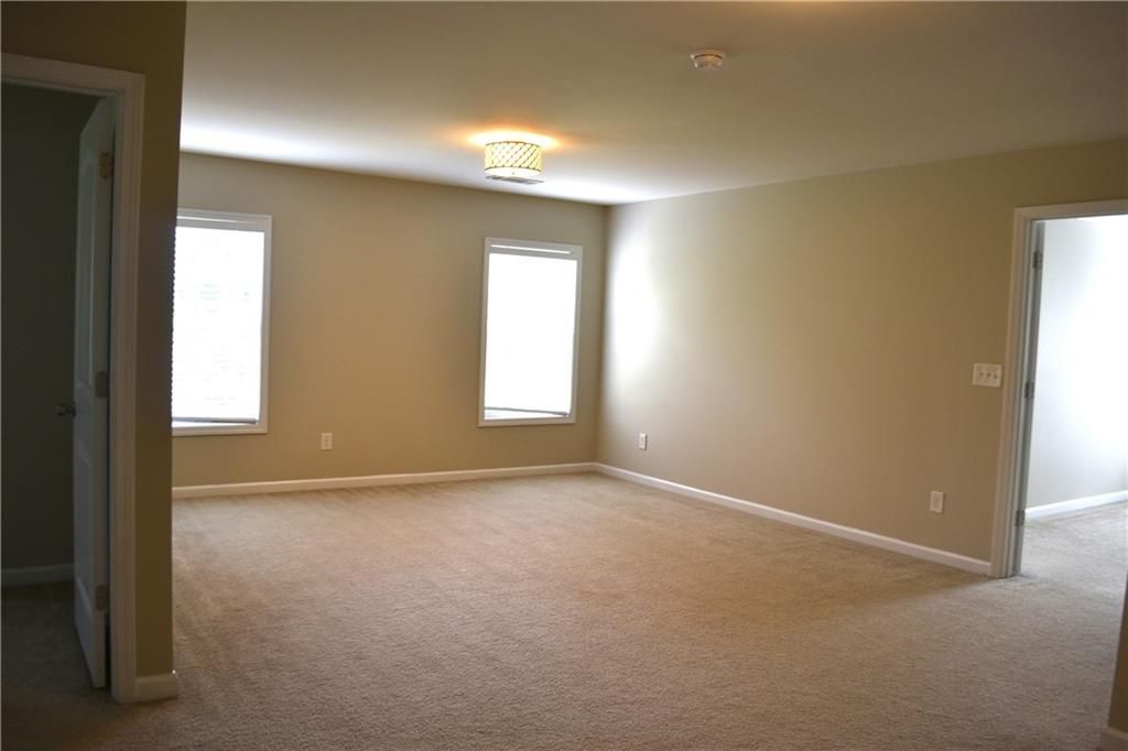 Building Photo - 3327 Edenridge Ct