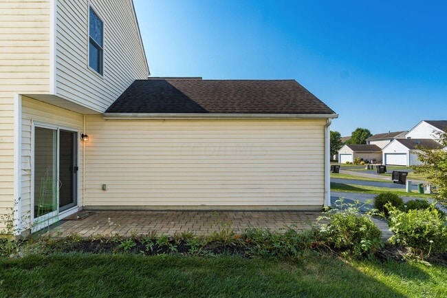 Building Photo - 1383 Pansy St