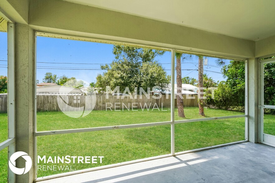 Building Photo - 8434 Blackberry Rd