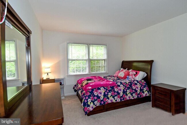 Building Photo - 3714 Carriage House Ct