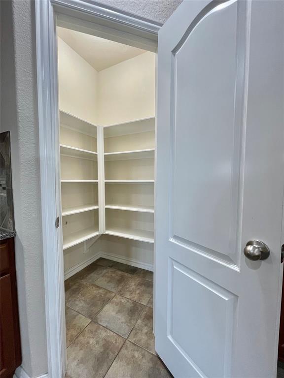 Building Photo - 107 Long Meadow Ct