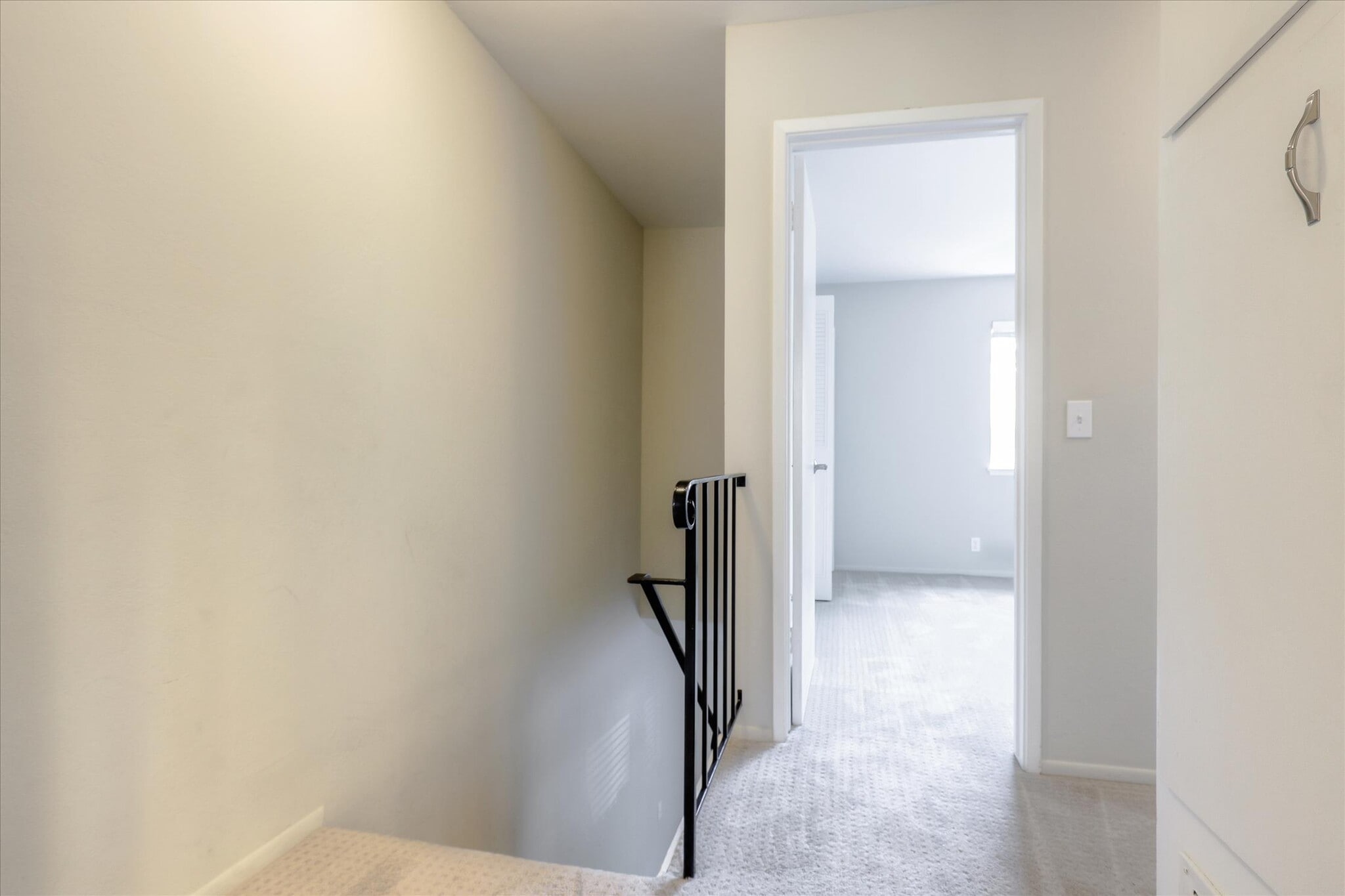 Building Photo - 66 Miramonte Dr