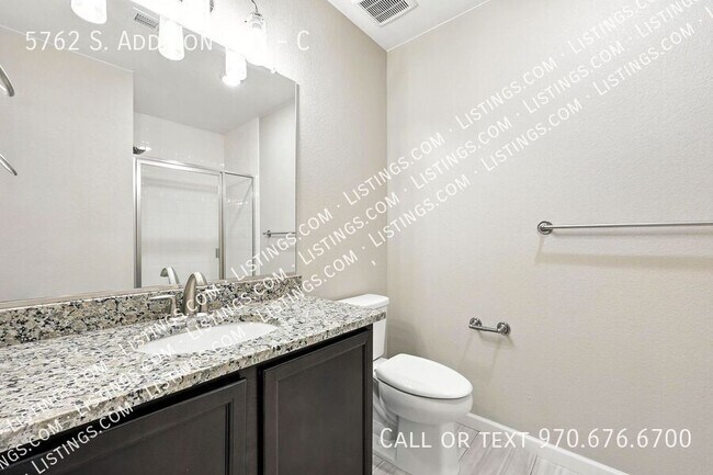 Building Photo - 5762 S Addison Way